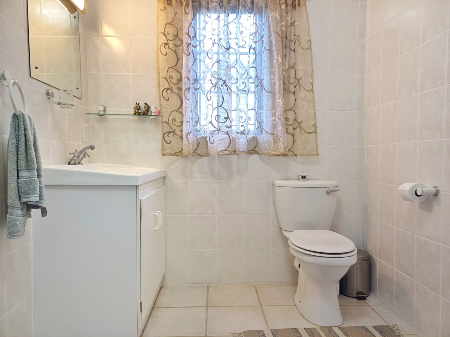 3 Bedroom Property for Sale in Grootbrakhoogte Western Cape